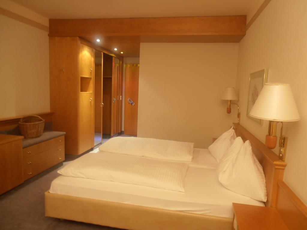Vitalhotel Heilbrunn Bad Mitterndorf Phòng bức ảnh
